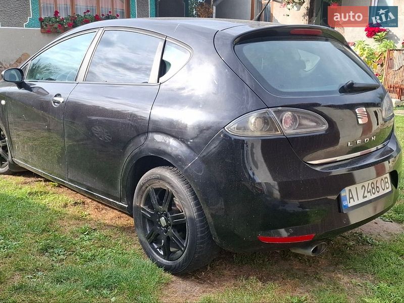 Хэтчбек SEAT Leon 2006 в Стрые