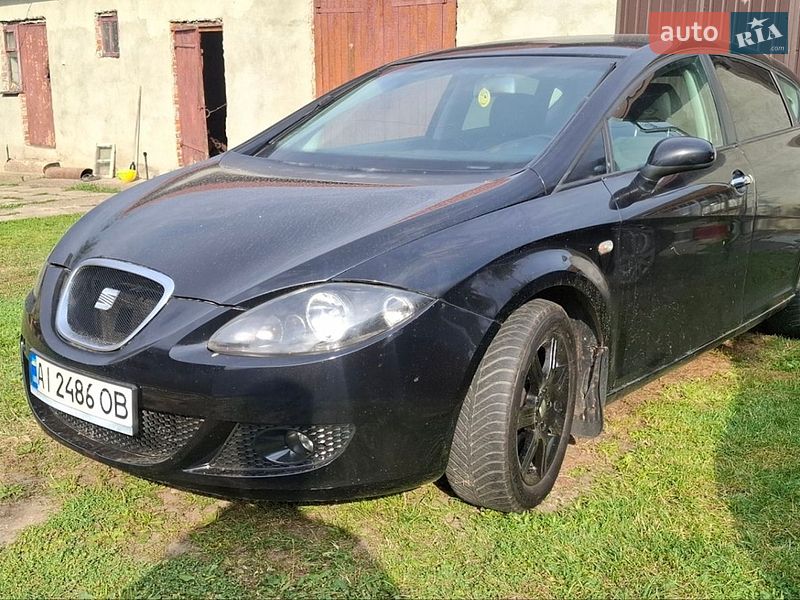 Хэтчбек SEAT Leon 2006 в Стрые