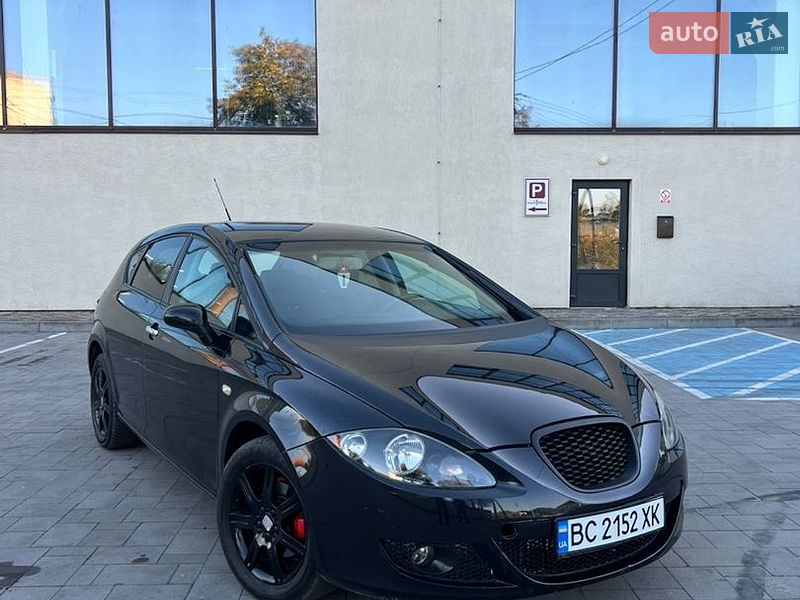 Хэтчбек SEAT Leon 2006 в Стрые
