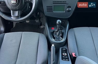Хэтчбек SEAT Leon 2006 в Стрые