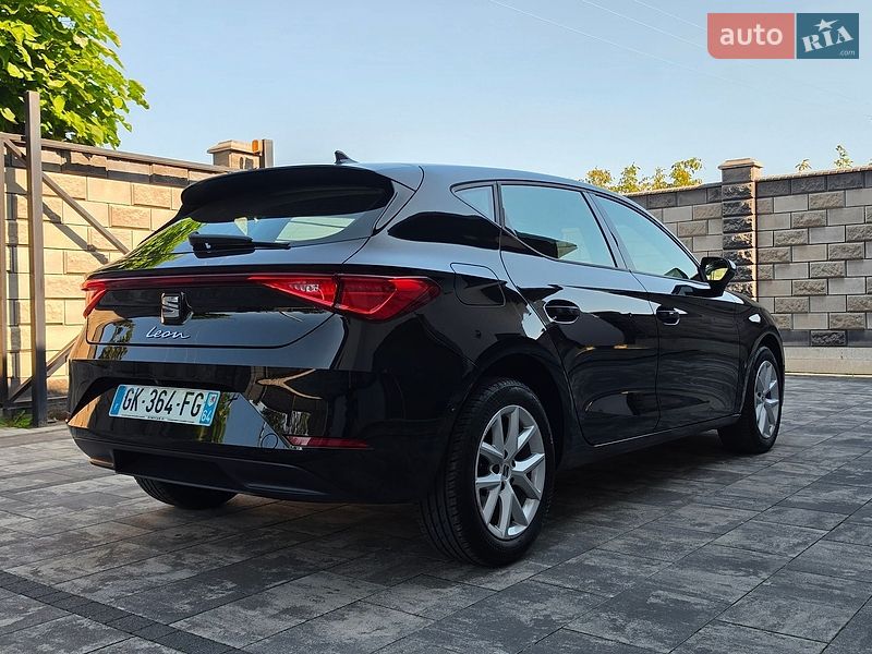 Хэтчбек SEAT Leon 2022 в Луцке