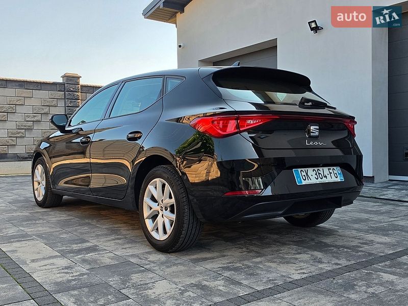 Хэтчбек SEAT Leon 2022 в Луцке