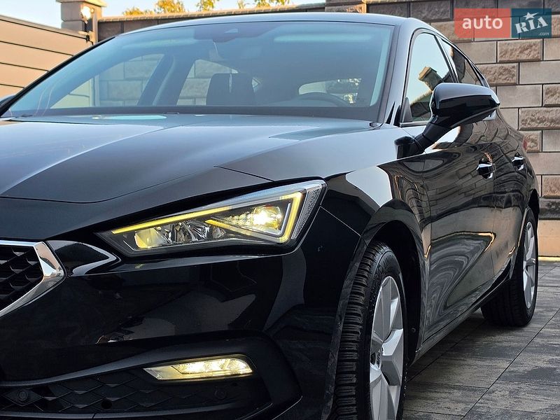 Хэтчбек SEAT Leon 2022 в Луцке
