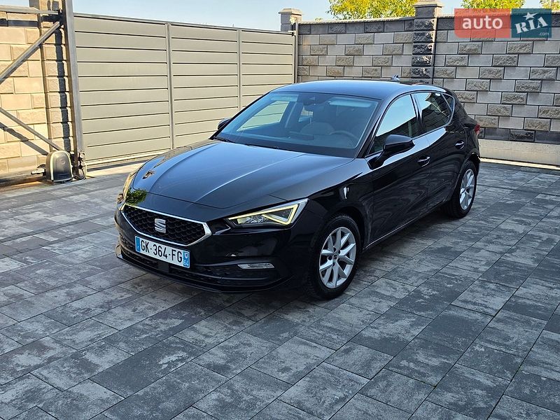 Хэтчбек SEAT Leon 2022 в Луцке
