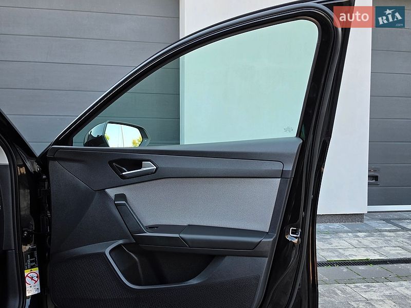 Хэтчбек SEAT Leon 2022 в Луцке