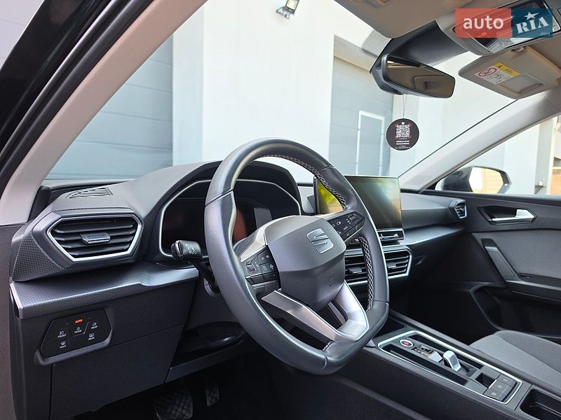Хэтчбек SEAT Leon 2022 в Луцке