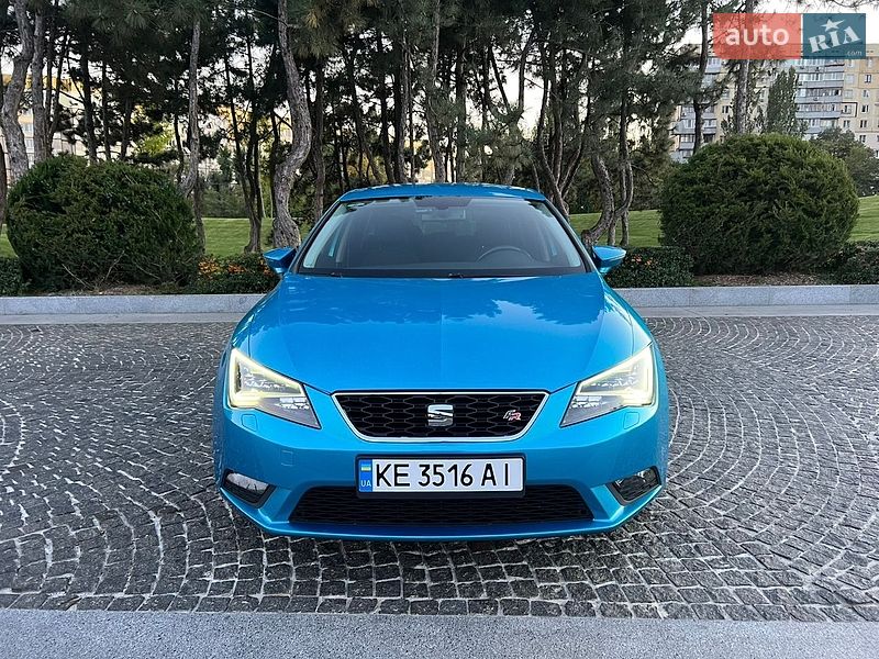 Хетчбек SEAT Leon 2015 в Дніпрі