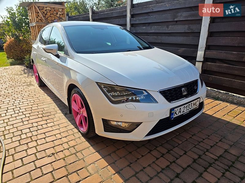 Хетчбек SEAT Leon 2015 в Крюківщині