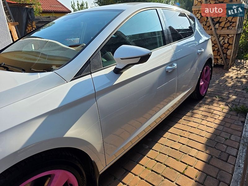 Хетчбек SEAT Leon 2015 в Крюківщині
