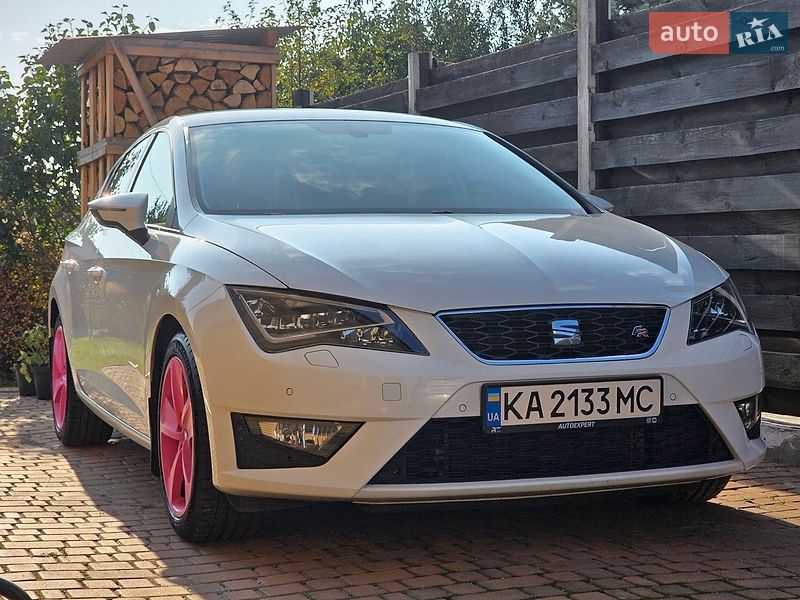 Хетчбек SEAT Leon 2015 в Крюківщині