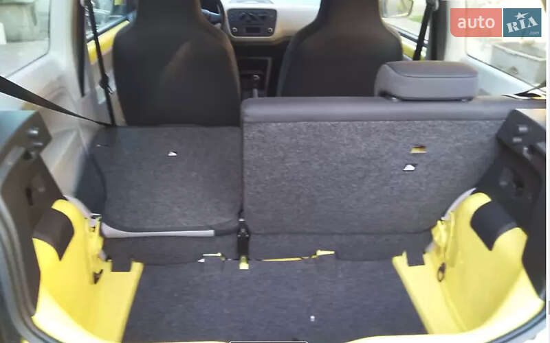 Хетчбек SEAT Mii 2014 в Ужгороді