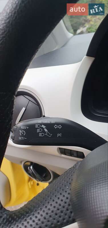 Хэтчбек SEAT Mii 2013 в Львове