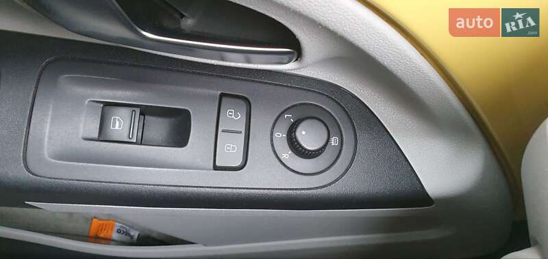 Хэтчбек SEAT Mii 2013 в Львове