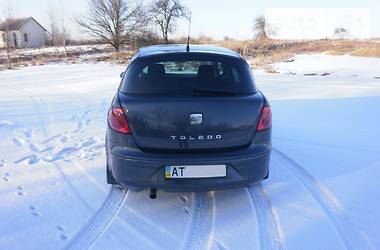 Хэтчбек SEAT Toledo 2008 в 