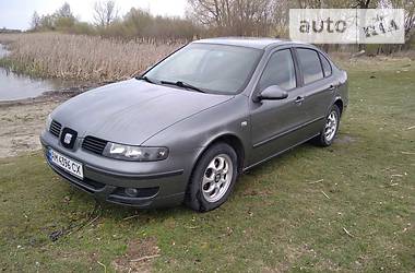 Седан SEAT Toledo 2004 в 