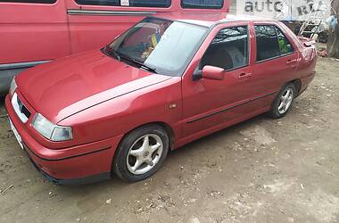 Хетчбек SEAT Toledo 1992 в Новій Ушиці