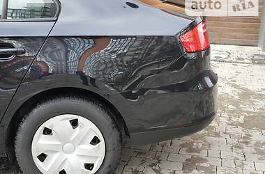 Хэтчбек SEAT Toledo 2013 в 