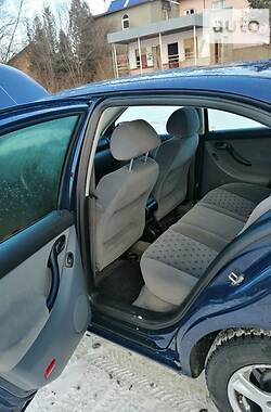 Седан SEAT Toledo 1999 в 