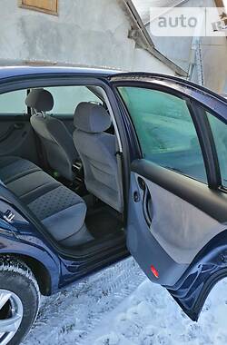 Седан SEAT Toledo 1999 в 