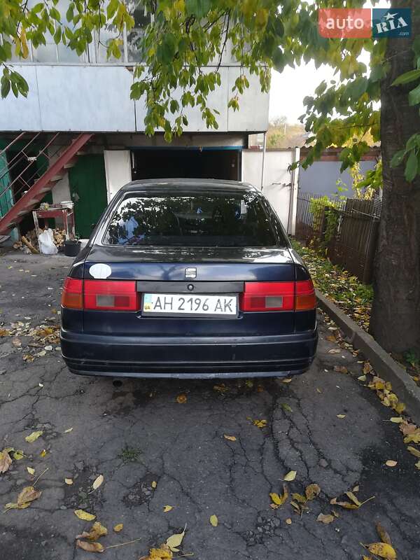 Хэтчбек SEAT Toledo 1992 в Первомайске