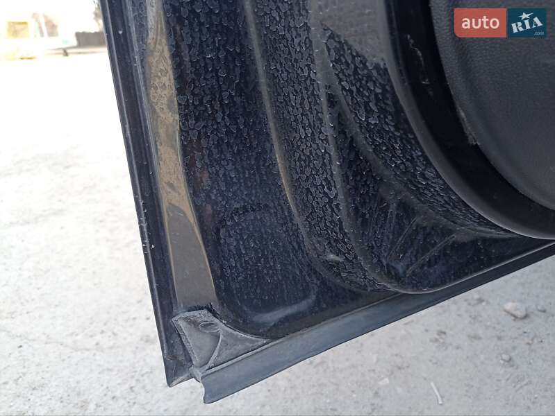 Седан SEAT Toledo 2002 в Староконстантинове фото 10 Седан SEAT Toledo 2002 в Староконстантинове