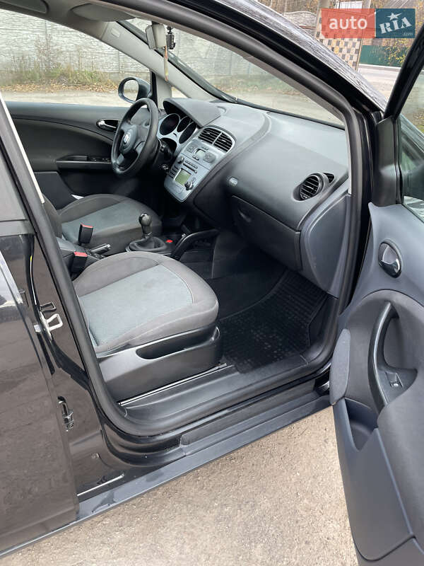 Хетчбек SEAT Toledo 2008 в Вінниці
