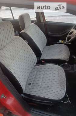 Седан SEAT Toledo 1994 в 