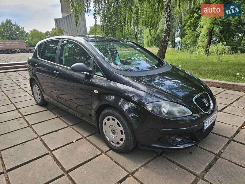 Хэтчбек SEAT Toledo 2008 в Калуше