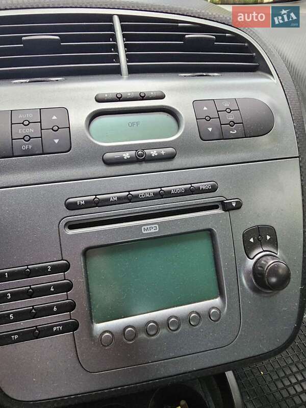 Хэтчбек SEAT Toledo 2008 в Калуше