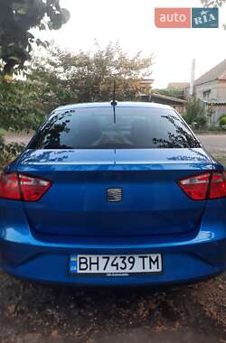 Лифтбек SEAT Toledo 2012 в 