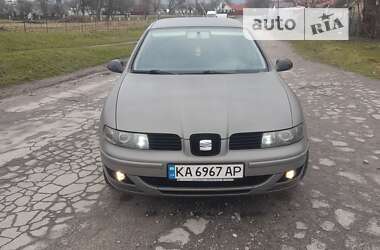 Седан SEAT Toledo 2003 в Лисянці