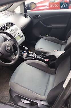 Хэтчбек SEAT Toledo 2008 в 