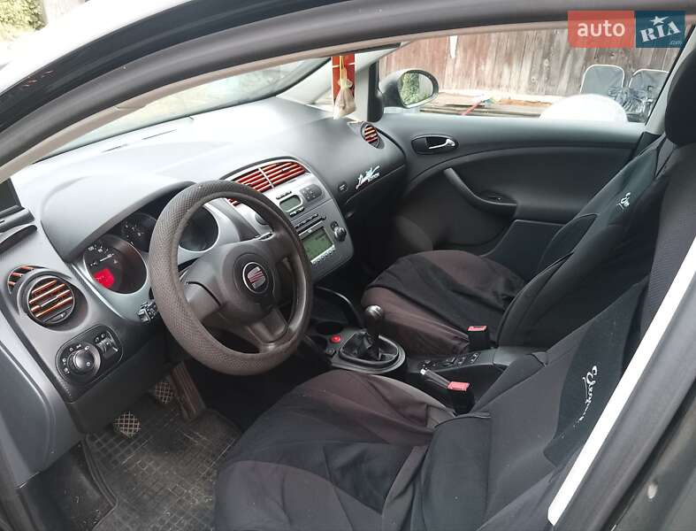 Хетчбек SEAT Toledo 2008 в Корюківці