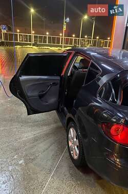 Хетчбек SEAT Toledo 2008 в 