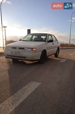 Седан SEAT Toledo 1994 в Самборе