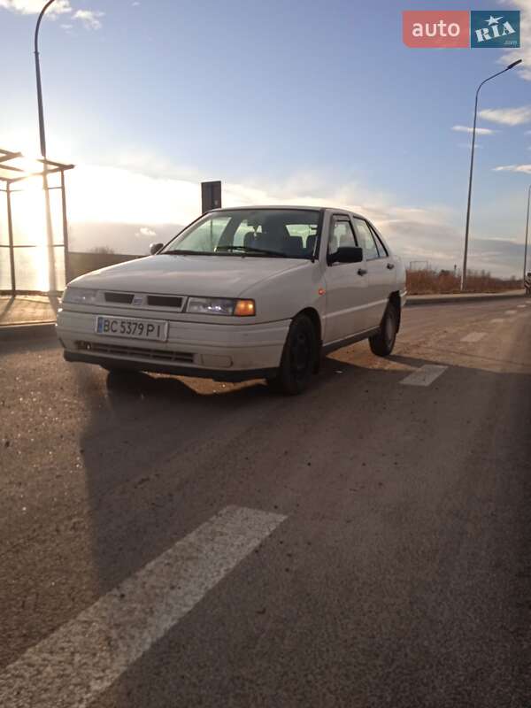 Седан SEAT Toledo 1994 в Самборі