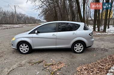 Хэтчбек SEAT Toledo 2008 в Киеве