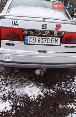 Седан SEAT Toledo 1995 в 