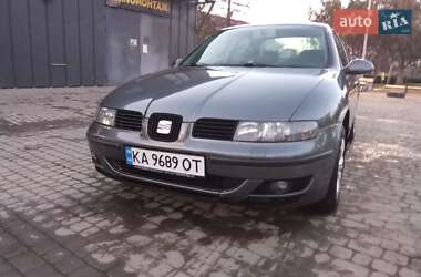 Седан SEAT Toledo 2003 в Надвірній