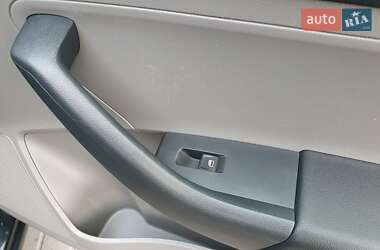 Ліфтбек SEAT Toledo 2013 в 