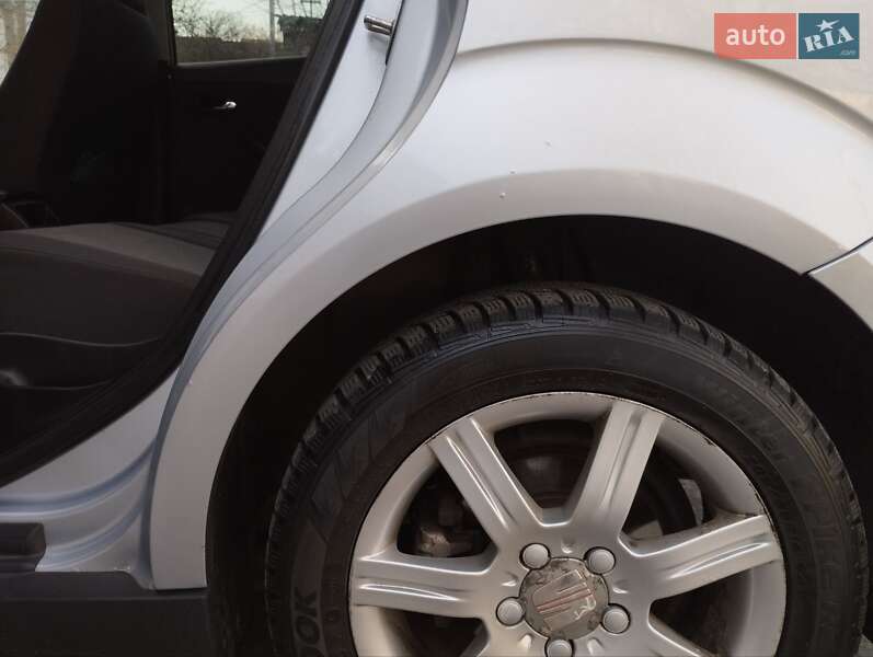 Хэтчбек SEAT Toledo 2008 в Каневе