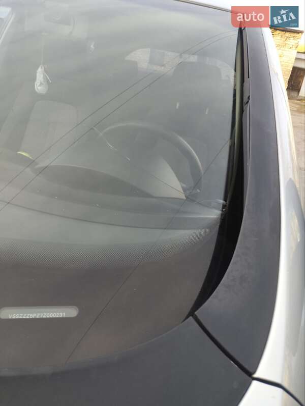 Хэтчбек SEAT Toledo 2008 в Каневе