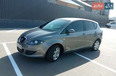 Хэтчбек SEAT Toledo 2007 в 