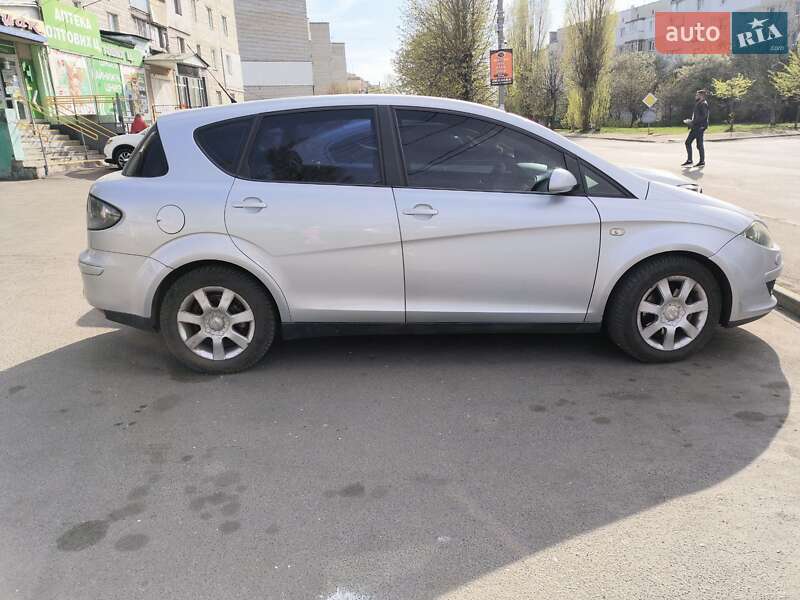 Хэтчбек SEAT Toledo 2006 в Буче