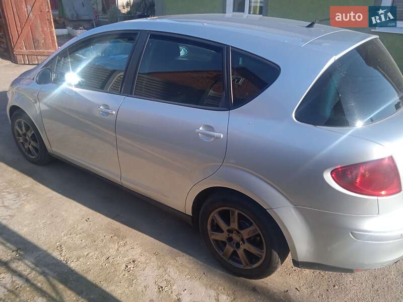 Хетчбек SEAT Toledo 2005 в Здолбуніві