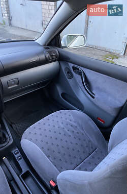 Седан SEAT Toledo 1993 в 