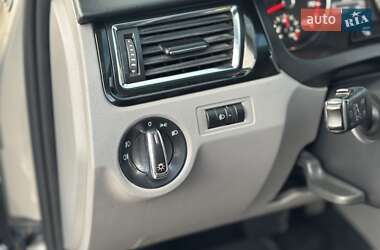 Лифтбек SEAT Toledo 2014 в 
