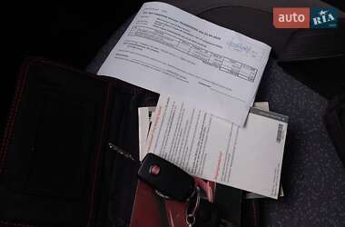 Хэтчбек SEAT Toledo 2005 в 