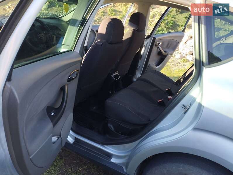 Хетчбек SEAT Toledo 2005 в Хмельницькому фото 5 Хетчбек SEAT Toledo 2005 в Хмельницькому