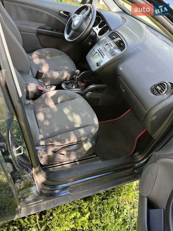 Хэтчбек SEAT Toledo 2007 в Василькове